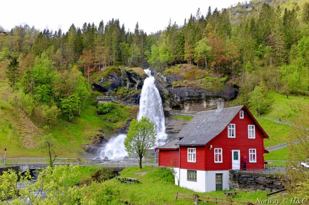 Steinsdalsfossen