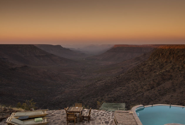 Zonsopkomst bij een gastvrij Grootberg Lodge