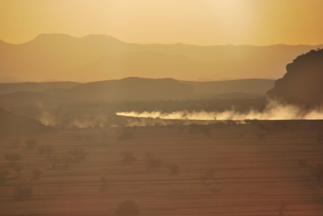 Zonsondergang in droog Damaraland