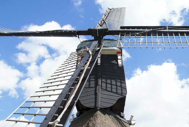 de wieken van een oude molen