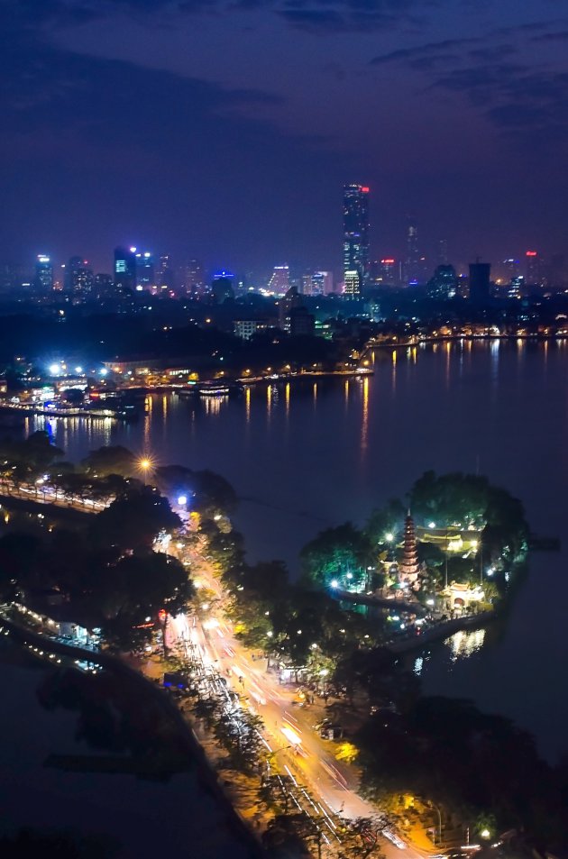 Hanoi by night