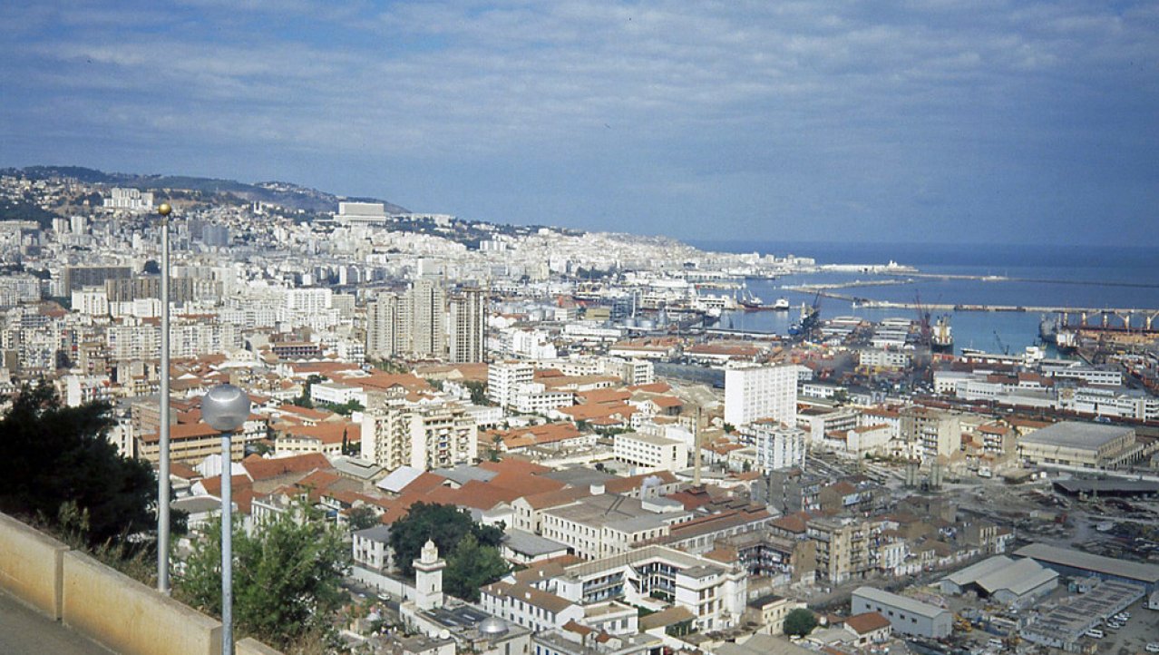Intro foto Algiers