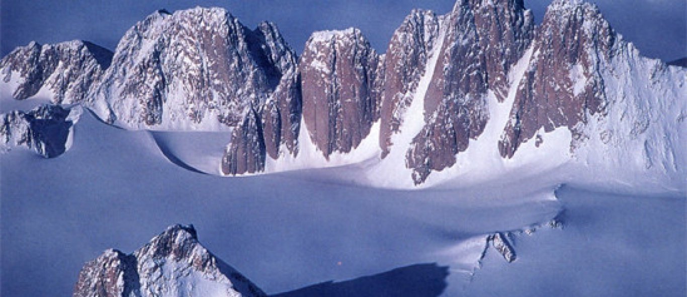 IJsmarathon op Antarctica image