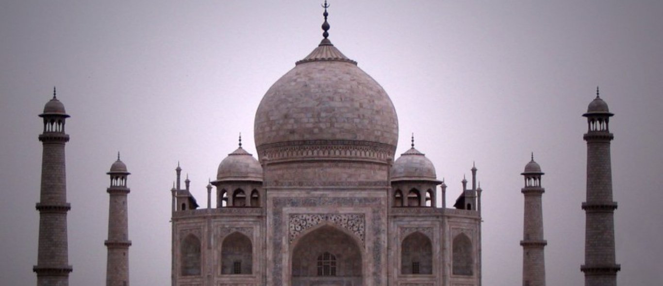 Dubai bouwt aan grotere replica Taj Mahal image