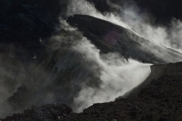 White Island Steam