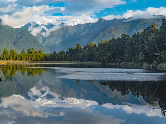 Lake Matheson is een prachtig Spiegelmeer