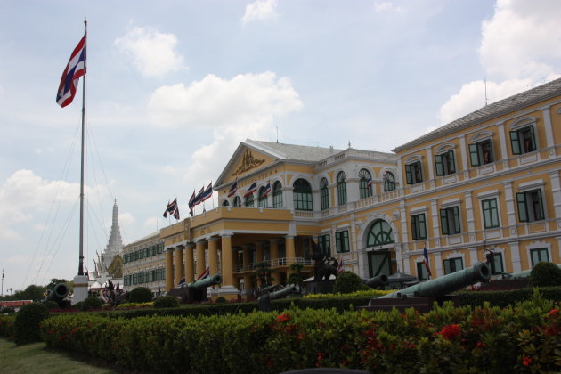 2008: Bangkok: Ministerie van Defensie.