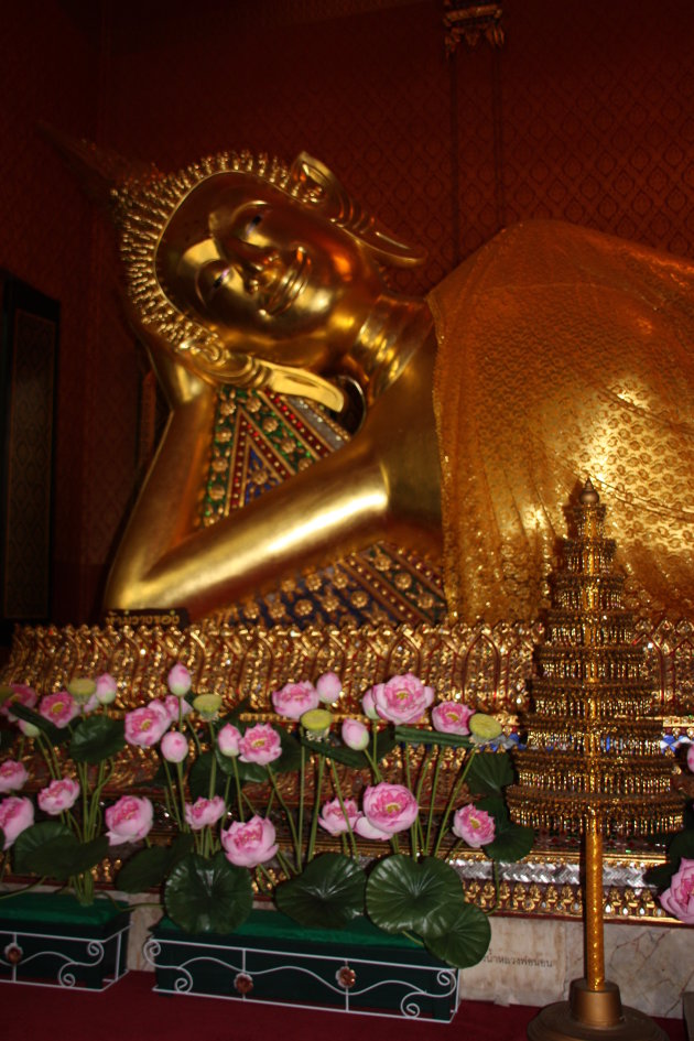 2008: Bangkok: liggende boeddha