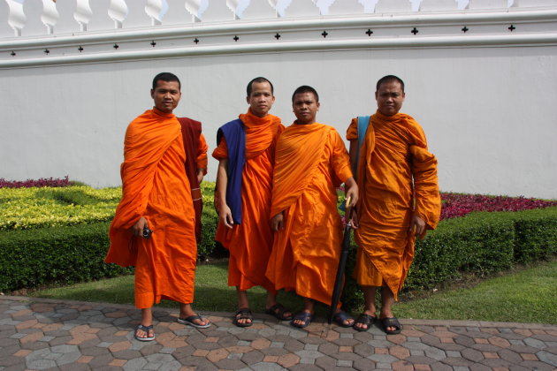 2008: Bangkok:  Grand Palace en vrienden uit Laos