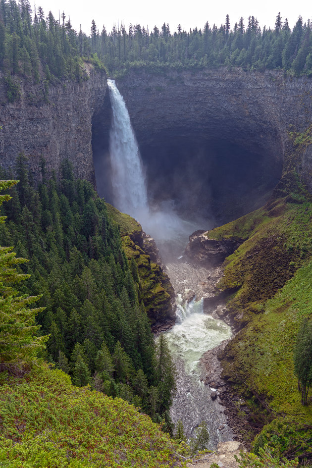 Helmcken Falls