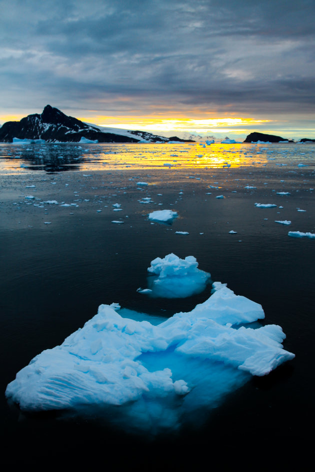 Antarctica, zowel overdag als 's nachts een waar paradijs