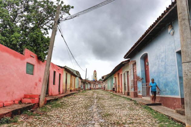 op straat in Trinidad