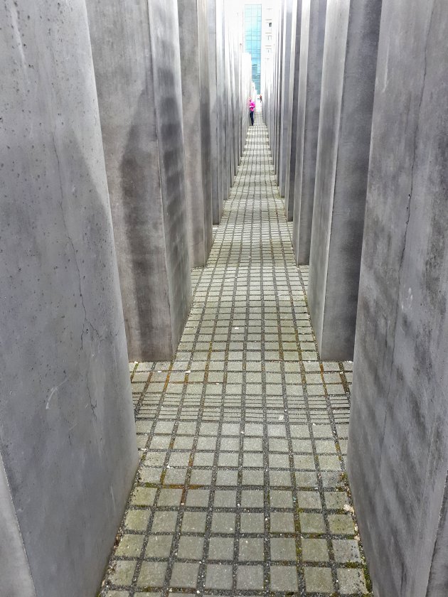 Holocaust monument