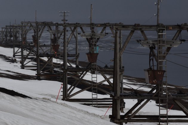 Longyearbyen was mijnbouw; de overblijfselen zijn heel fotogeniek