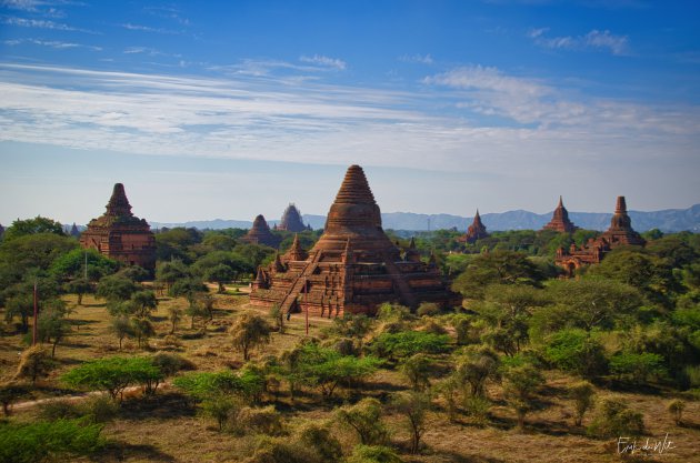 Bagan op de scooter of met de taxi ?