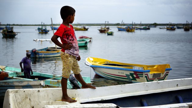 Uitkijken over de haven van Jaffna