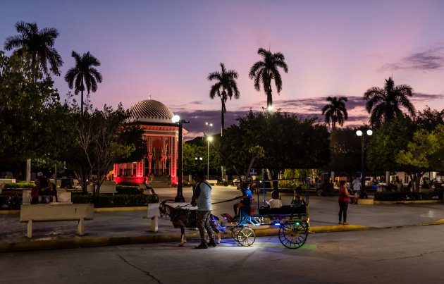 Bedrijvigheid in Manzanillo