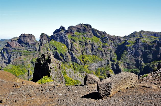 Adembenemende uitzicht op de Pico do Arieiro