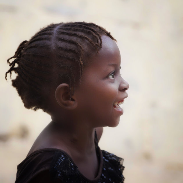 Smiling girl of Africa
