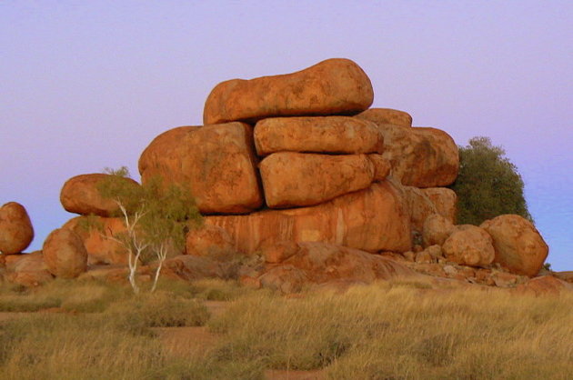 the devil's marbles