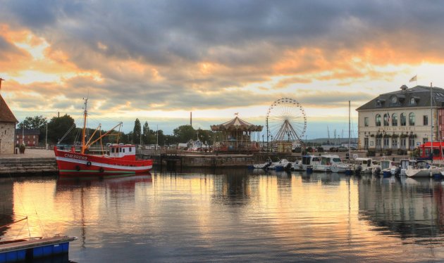 Zon komt op in Honfleur