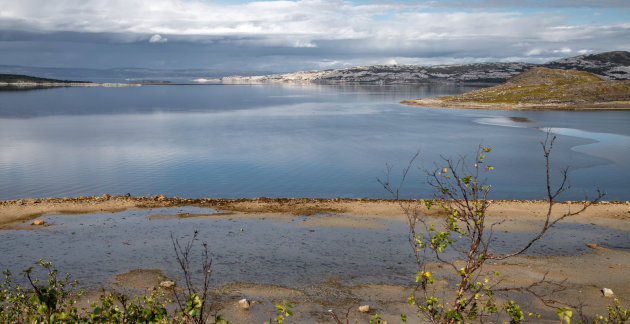 Aan de Porsangerfjord