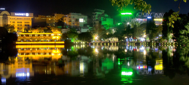 Hoan Kiem Lake