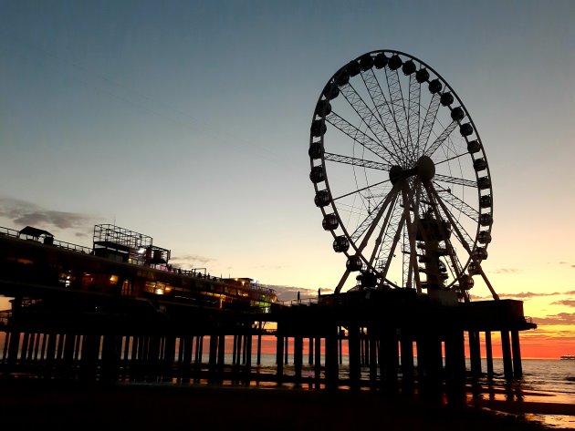 Scheveningen by night