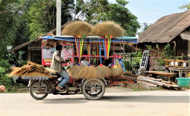 De Bezemwagen.