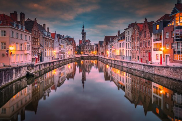 Brugge bij valavond