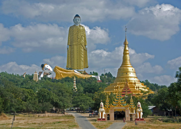 Grote boedhha's in Monywa