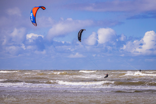 Kitesurfen op de Noordzee