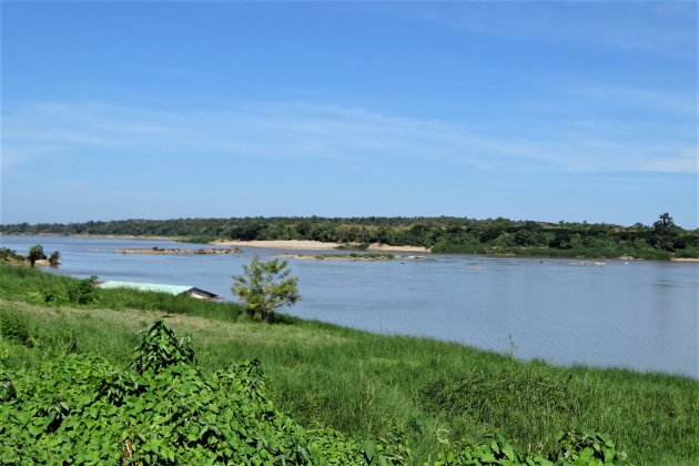 Twee kleuren rivier.