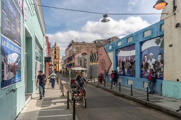 Camagüey cinema street