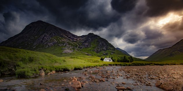 Eenzaam huisje in Glencoe