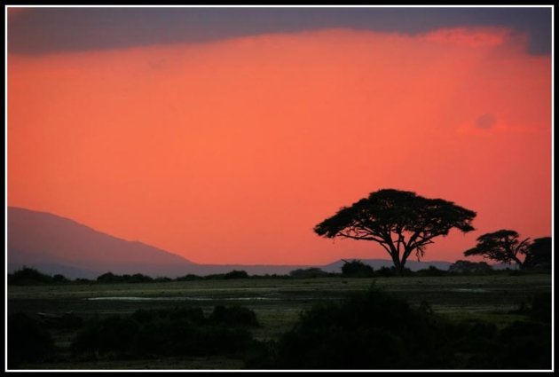 onweer en zonsondergang