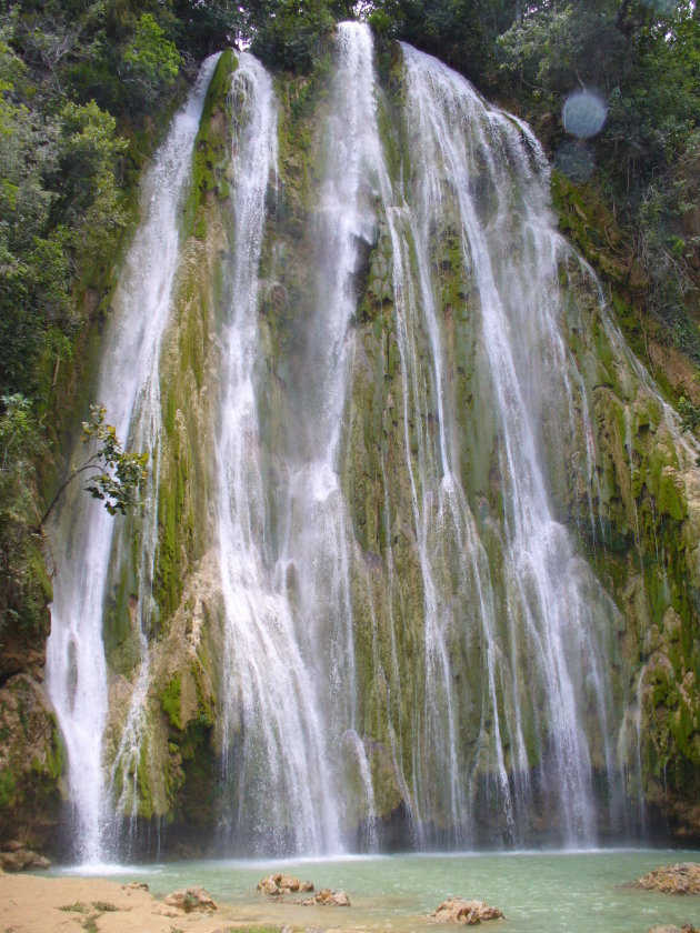 De waterval van Limòn