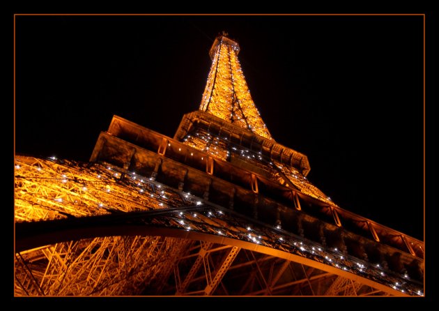 Eiffeltoren by night