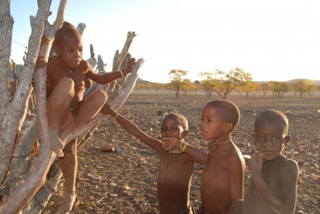 Himba hangjeugd