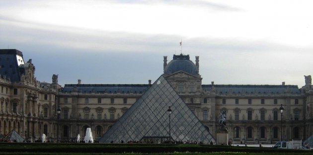 Louvre