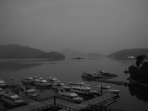 sun moon lake