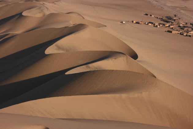 Zand en dorp