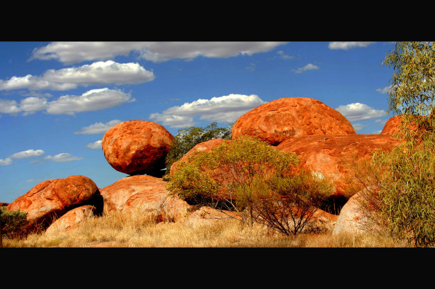 Karlu Karlu (devil's marbles)