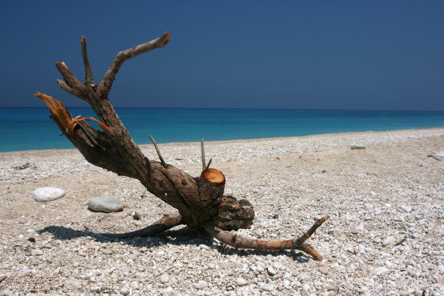 Egremnoi Beach