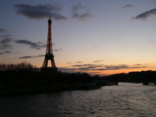 Schemer over de Seine