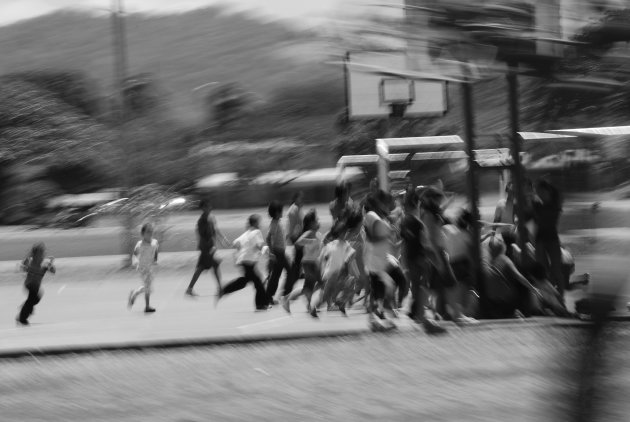 kids playing basketball