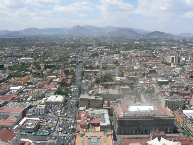 Uitzicht over de inmense stad vanaf de Torre Latinoamericano