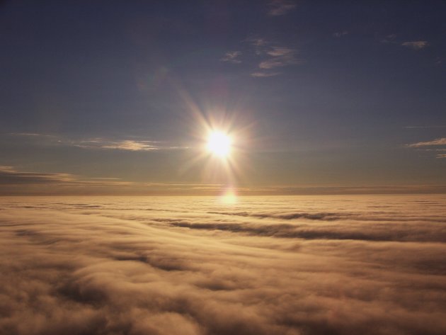 boven de wolken