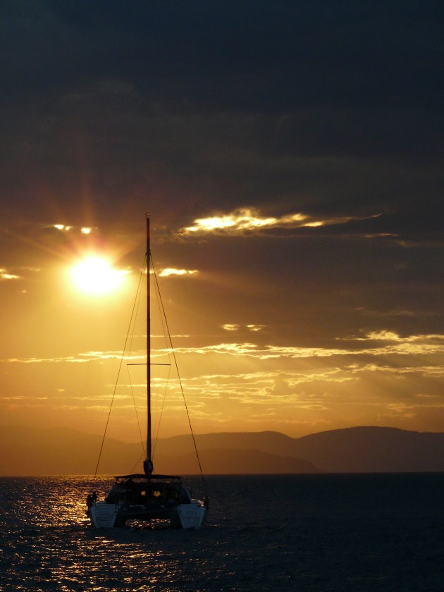 Zonsondergang op de Withsunday Islands