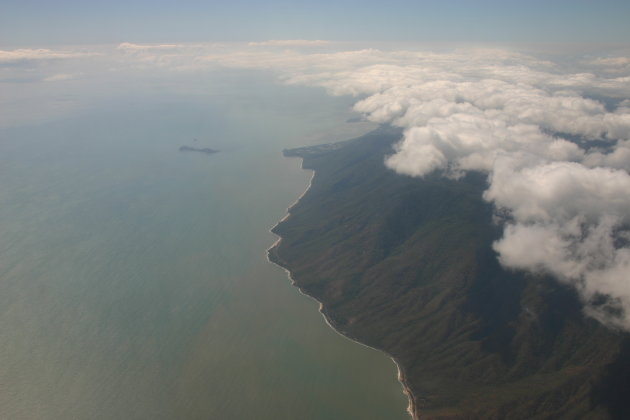 Cairns vauit de lucht